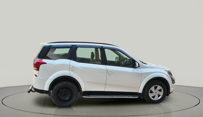 2018 Mahindra XUV500 W7 AT, Diesel, Automatic, 58,864 km, exterior