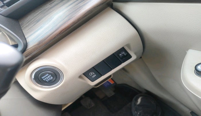 2021 Maruti Ertiga ZXI+ SHVS, Petrol, Manual, 21,451 km, interior