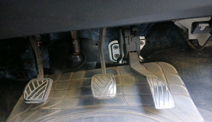 2015 Maruti Swift LXI (O), Petrol, Manual, 1,68,652 km, interior