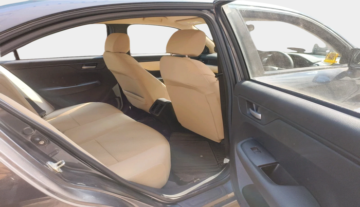 2025 Honda Amaze 1.2L I-VTEC VX, Petrol, Manual, 4,774 km, interior