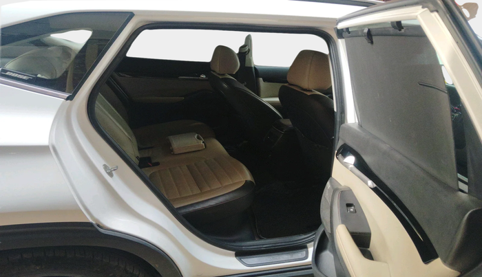 2020 KIA SELTOS GTX PLUS AT 1.5 DIESEL, Diesel, Automatic, 1,14,300 km, interior