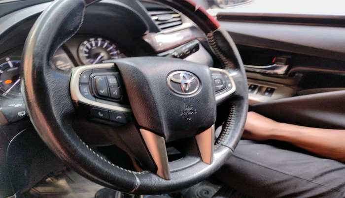 2018 Toyota Innova Crysta 2.4 VX 8 STR, Diesel, Manual, 1,35,447 km, interior