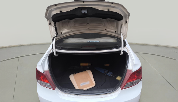 2013 Hyundai Verna FLUIDIC 1.6 VTVT EX, Petrol, Manual, 82,434 km, exterior