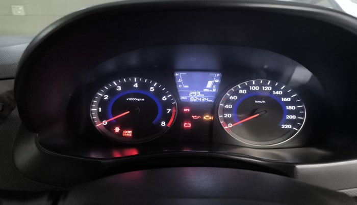 2013 Hyundai Verna FLUIDIC 1.6 VTVT EX, Petrol, Manual, 82,434 km, interior