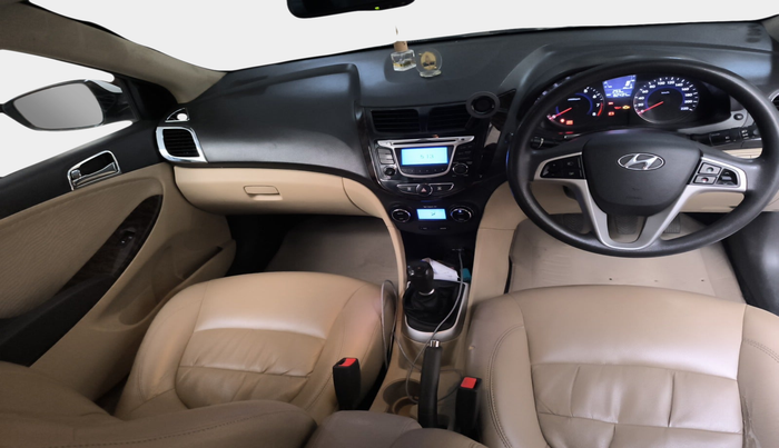 2013 Hyundai Verna FLUIDIC 1.6 VTVT EX, Petrol, Manual, 82,434 km, interior