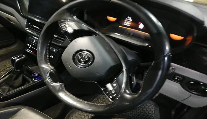 2022 Skoda KUSHAQ STYLE 1.0L TSI AT (6 AIRBAGS), Petrol, Automatic, 25,481 km, interior