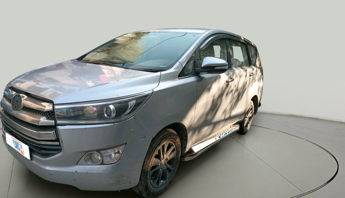 2016 Toyota Innova Crysta 2.4 VX 7 STR, Diesel, Manual, 3,30,504 km, exterior