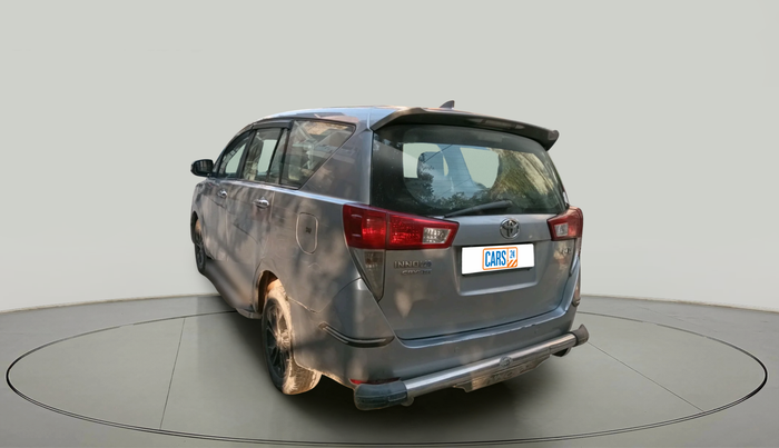 2016 Toyota Innova Crysta 2.4 VX 7 STR, Diesel, Manual, 3,30,504 km, exterior