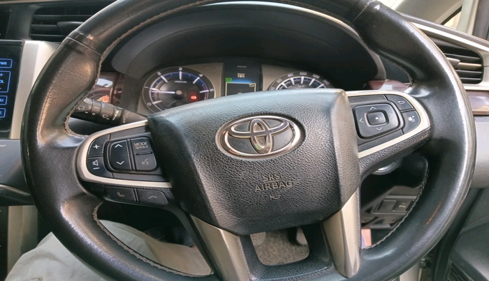 2016 Toyota Innova Crysta 2.4 VX 7 STR, Diesel, Manual, 3,30,504 km, interior