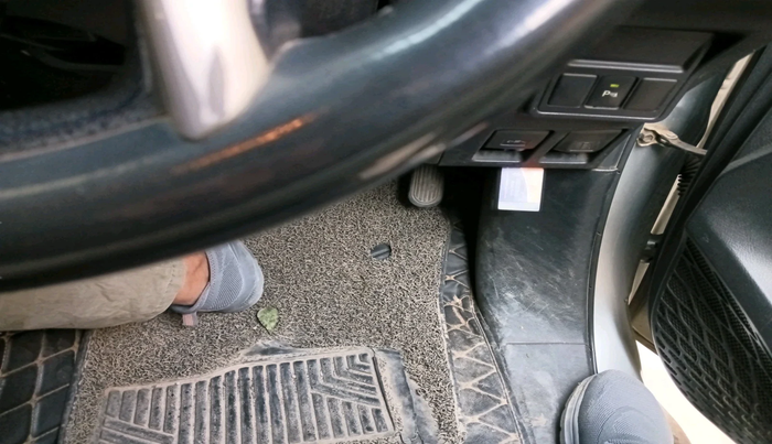 2016 Toyota Innova Crysta 2.4 VX 7 STR, Diesel, Manual, 3,30,504 km, interior