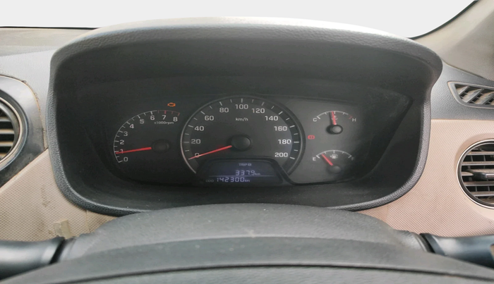 2015 Hyundai Xcent S 1.2, Petrol, Manual, 1,42,300 km, interior