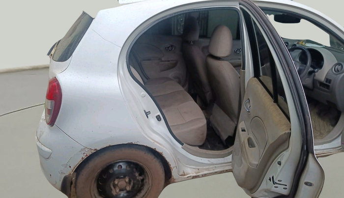 2011 Nissan Micra XV DIESEL, Diesel, Manual, 1,10,975 km, interior