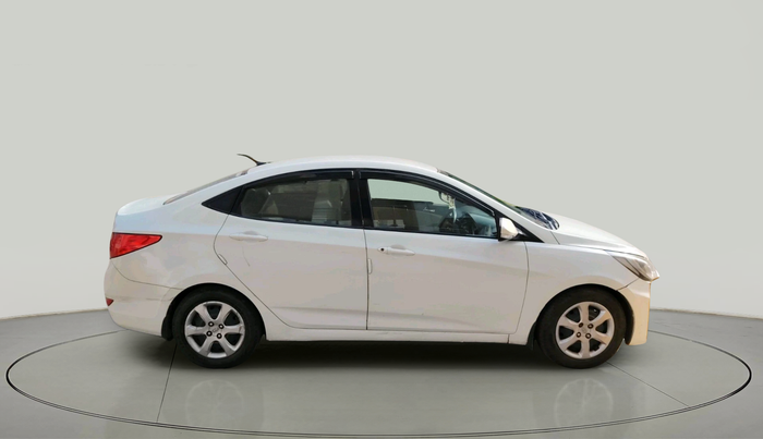 2011 Hyundai Verna FLUIDIC 1.6 VTVT, Petrol, Manual, 1,39,134 km, exterior
