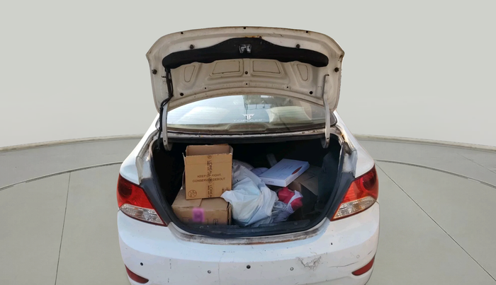 2011 Hyundai Verna FLUIDIC 1.6 VTVT, Petrol, Manual, 1,39,134 km, exterior