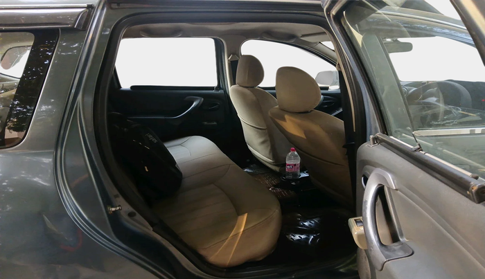 2015 Renault Duster RXE PETROL, Petrol, Manual, 90,694 km, interior