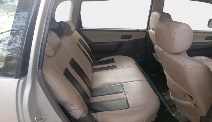 2011 Maruti Zen Estilo LXI, Petrol, Manual, 99,620 km, interior