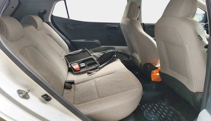 2023 Hyundai GRAND I10 NIOS ERA 1.2 KAPPA VTVT, Petrol, Manual, 15,598 km, interior