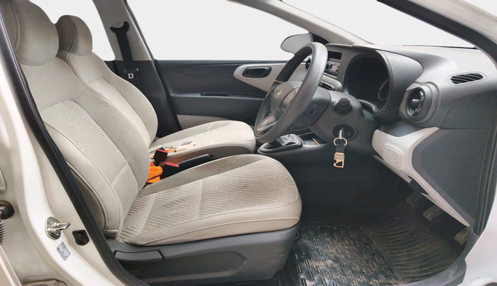 2023 Hyundai GRAND I10 NIOS ERA 1.2 KAPPA VTVT, Petrol, Manual, 15,598 km, interior