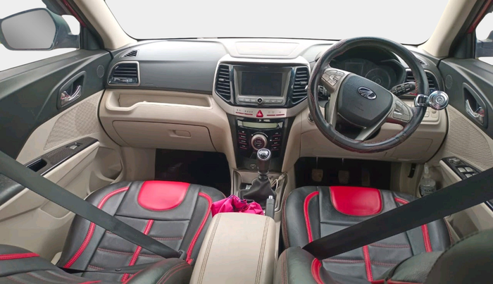 2020 Mahindra XUV300 W8 (O) 1.5 DIESEL, Diesel, Manual, 44,739 km, interior