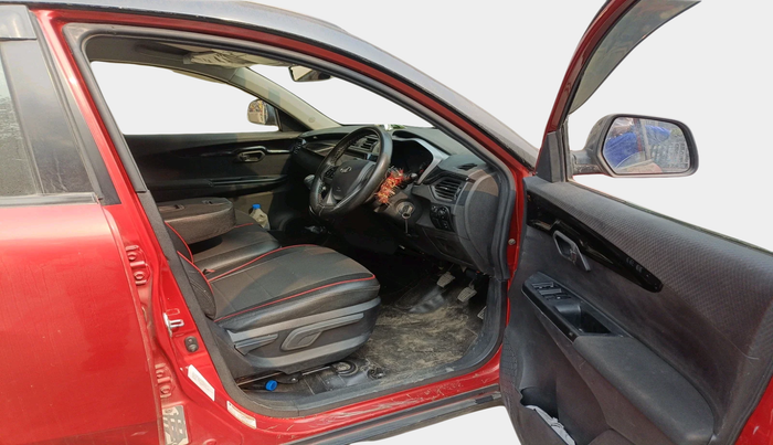 2017 Mahindra Kuv100 K8 6 STR, Petrol, Manual, 20,346 km, interior