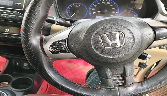 2017 Honda Amaze 1.2L I-VTEC S, Petrol, Manual, 1,19,096 km, interior