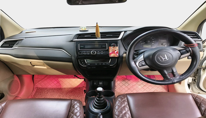 2017 Honda Amaze 1.2L I-VTEC S, Petrol, Manual, 1,19,096 km, interior