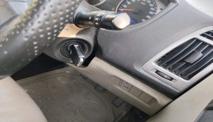 2012 Hyundai i20 MAGNA (O) 1.2, Petrol, Manual, 83,481 km, interior