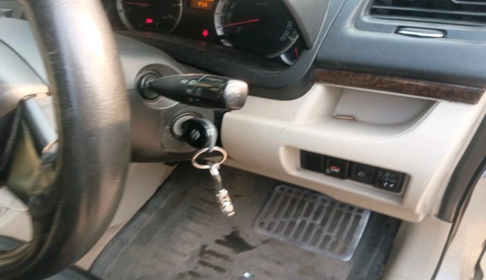 2015 Maruti Swift Dzire VXI, Petrol, Manual, 37,119 km, interior