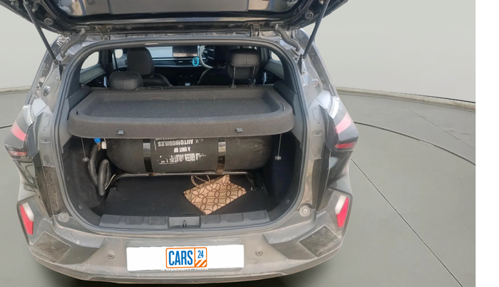 2024 Tata NEXON Creative Plus 1.2 Revotron 7DCA Dark Edition, CNG, Automatic, 45,715 km, exterior