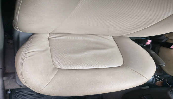 2010 Hyundai i10 MAGNA 1.2, Petrol, Manual, 82,929 km, interior