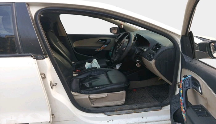 2013 Volkswagen Polo COMFORTLINE 1.2L PETROL, Petrol, Manual, 74,264 km, interior