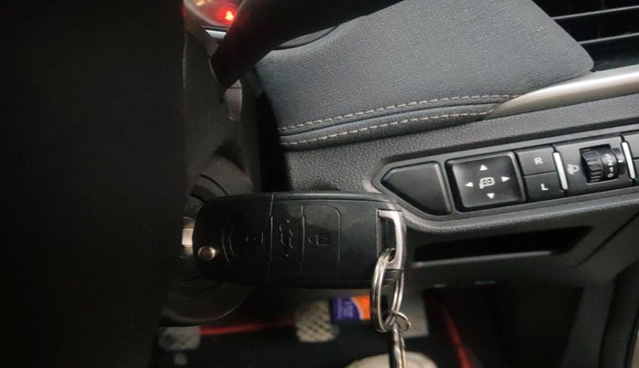 2019 MG HECTOR SUPER HYBRID 1.5 PETROL, Petrol, Manual, 86,035 km, interior