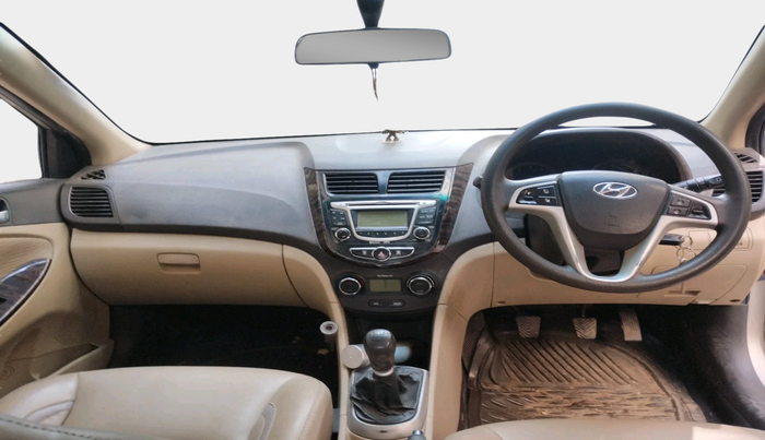 2011 Hyundai Verna FLUIDIC 1.6 VTVT EX, Petrol, Manual, 1,27,118 km, interior