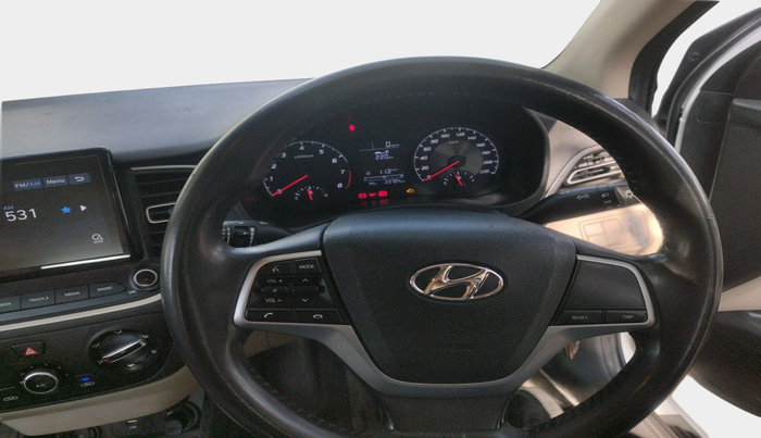 2022 Hyundai Verna S PLUS 1.5 VTVT, Petrol, Manual, 23,704 km, interior