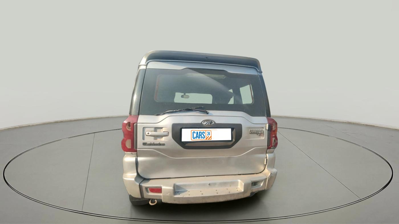 2016 Mahindra Scorpio S6 PLUS, Diesel, Manual, 13,780 km, exterior