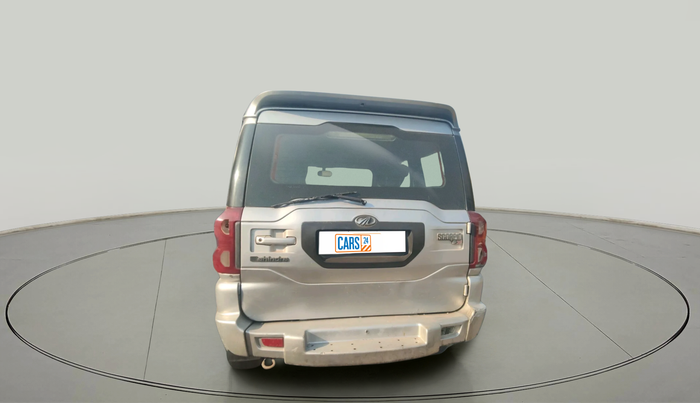 2016 Mahindra Scorpio S6 PLUS, Diesel, Manual, 13,780 km, exterior