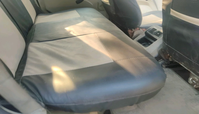 2016 Mahindra Scorpio S6 PLUS, Diesel, Manual, 13,780 km, interior