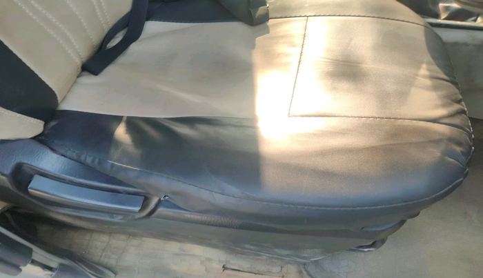 2016 Mahindra Scorpio S6 PLUS, Diesel, Manual, 13,780 km, interior