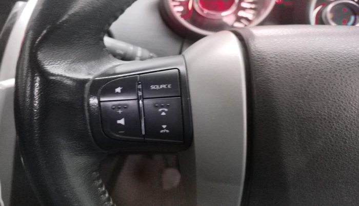 2014 Mahindra XUV500 W8, Diesel, Manual, 79,771 km, interior