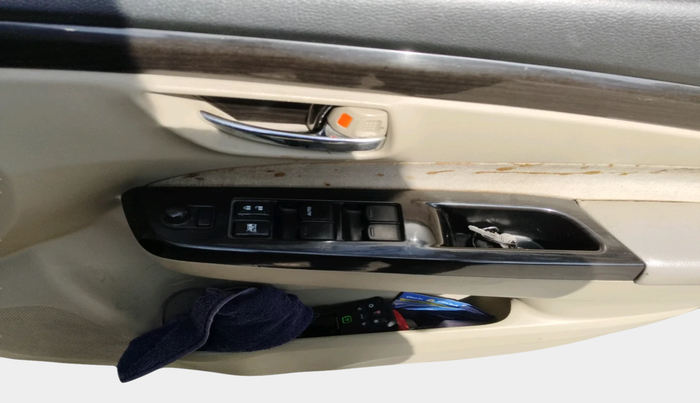 2015 Maruti Ciaz ZXI, Petrol, Manual, 1,19,655 km, interior