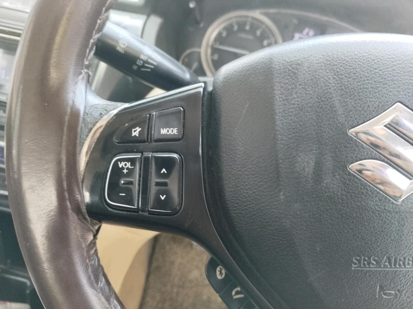 2015 Maruti Ciaz ZXI, CNG, Manual, 1,19,655 km, interior