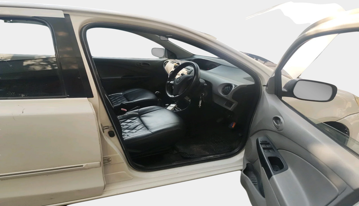 2011 Toyota Etios G, Petrol, Manual, 69,403 km, interior