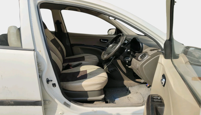 2012 Hyundai i10 MAGNA 1.1, Petrol, Manual, 89,028 km, interior