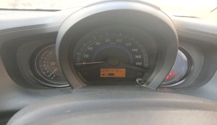 2015 Honda Amaze 1.2L I-VTEC S, Petrol, Manual, 95,415 km, interior