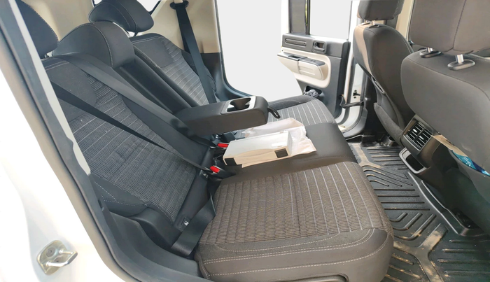 2025 Mahindra Thar Roxx MX3 Petrol AT 2WD, Petrol, Automatic, 5,567 km, interior