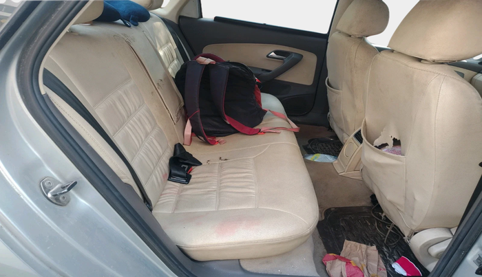 2011 Volkswagen Vento HIGHLINE 1.6 MPI, Petrol, Manual, 65,180 km, interior