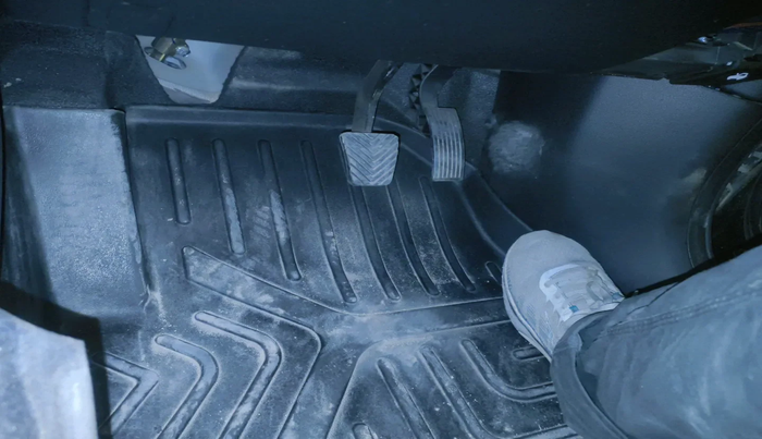 2024 KIA SONET HTK 1.0 Turbo Petrol iMT, Petrol, Manual, 11,132 km, interior