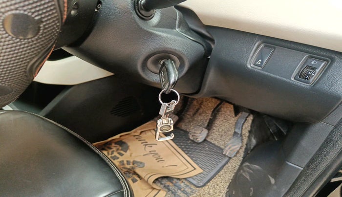 2023 Nissan MAGNITE XL, Petrol, Manual, 37,020 km, interior