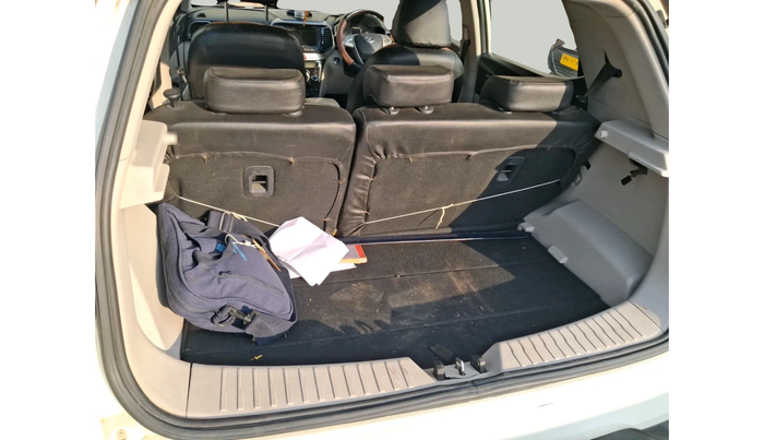 2019 Mahindra XUV300 W8 1.5 DIESEL, Diesel, Manual, 81,105 km, exterior