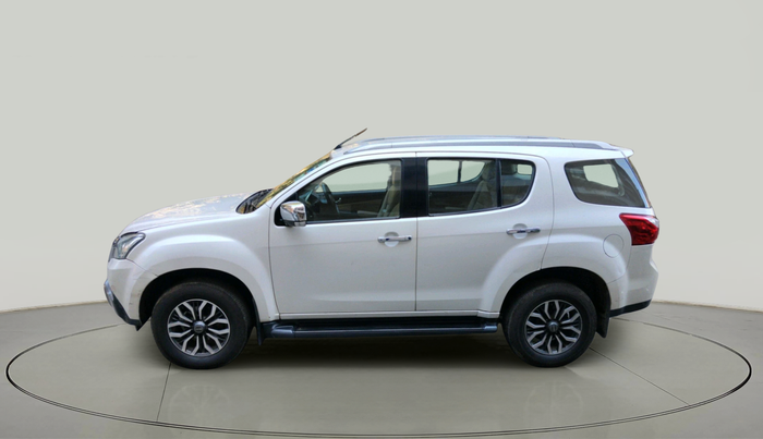 2017 ISUZU MU-X 4x2 AT, Diesel, Automatic, 1,98,239 km, exterior